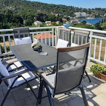 Apartman T & D Lopud