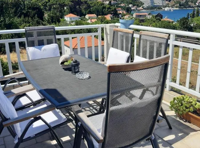 Apartman T & D Lopud